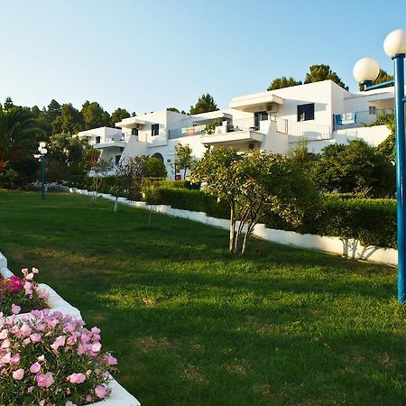 Musses Hotel Koukounaries Buitenkant foto