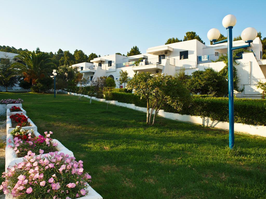 Musses Hotel Koukounaries Buitenkant foto